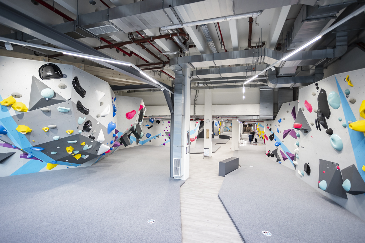 Bouldern mitten in Hamburg - Deine Boulderhalle direkt am Berliner Tor